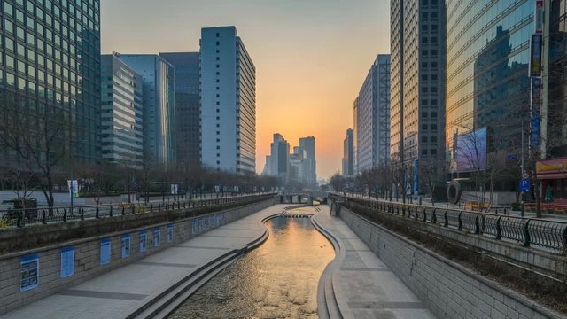 Sunrise timelapse at Cheonggyecheon Stream, Seoul, South Korea 4K Time lapse
