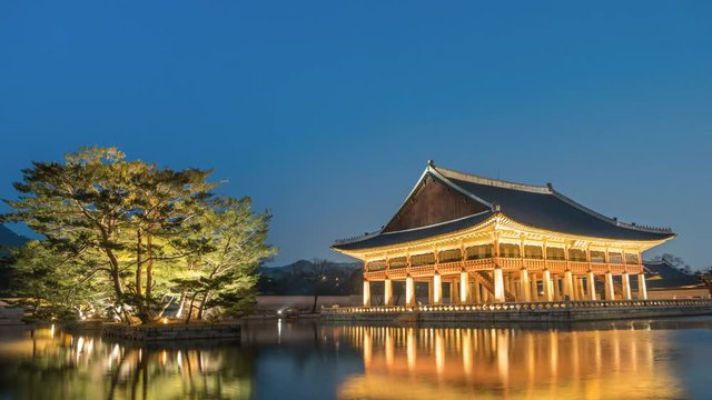 Seoul city night timelapse at Kyeonghoe-ru Pavilion in Gyeongbokgung Palace, Seoul, South Korea 4K time lapse