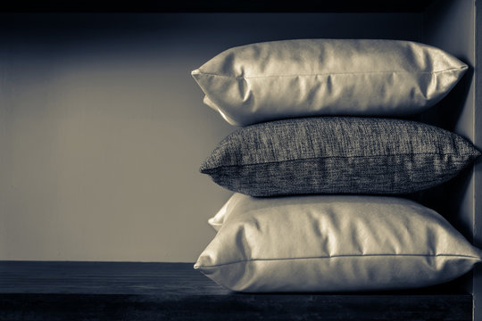 PILLOW STACK ON CABINET FILTER EFFECT