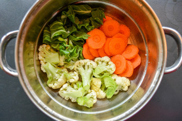 carrot;cauliflower;cabbage;raw;vegetable;collander;kitchen;prepare;food;soup;ingredients;healthy;