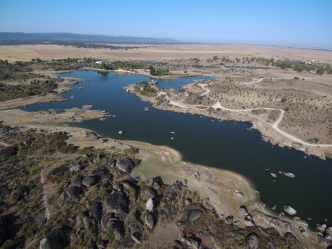 Los Barruecos desde el aire. Fotografia aerea con Drone en Caceres, Extremadura 8 España)