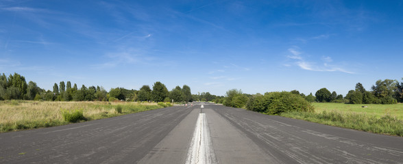 Fototapeta premium Lądowisko dla helikopterów we Frankfurcie Bonames