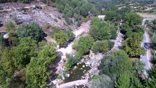 Drone en Jarandilla de la Vera. Pueblo de la provincia de Cáceres, en la comunidad autónoma de Extremadura. Video aereo con Dron