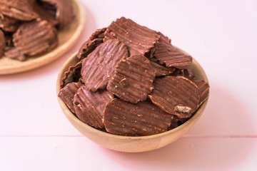 potato chips with chocolate