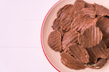 potato chips with chocolate