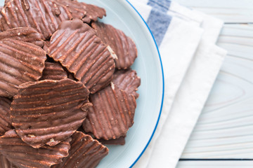 potato chips with chocolate