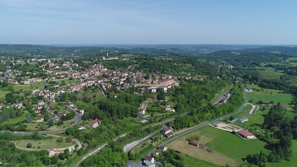 Fototapeta na wymiar France Dordogne Village de Belves vu du ciel
