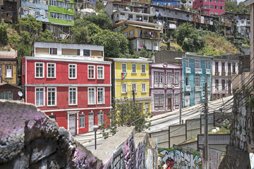pacific ocean chili valparaiso street art