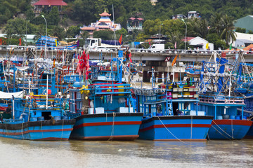 Fototapeta na wymiar Fishing boats on the river Kai. Vietnam. Nha Trang.