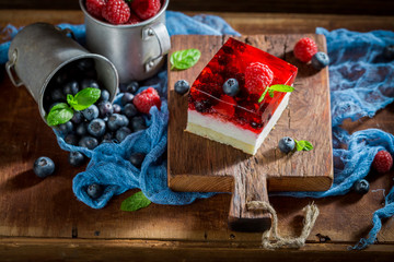 Sweet cake with fresh berries and jelly