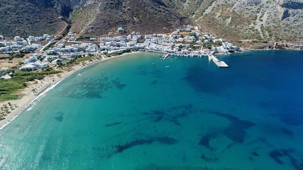 Grèce Cyclades île de Sifnos Kamares vu du ciel