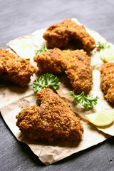 Crispy chicken wings