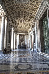 Fototapeta na wymiar Латеранская базилика в Риме