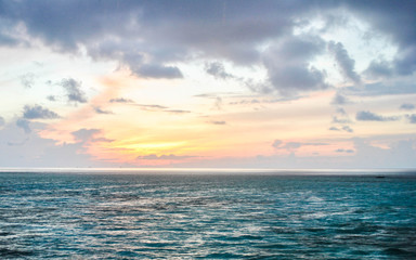 Fototapeta premium landscape ocean sunset sunrise sea sky clouds