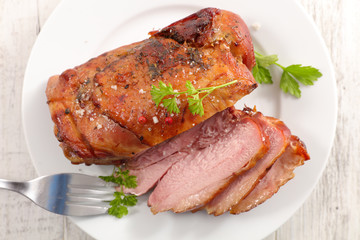 baked ham slices