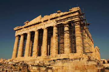 Obraz premium Parthenon temple on the Athenian Acropolis, Attica, Greece.