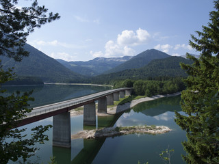 Sylvenstein. Faller-Klamm-Brücke über den Sylvensteinspeicher