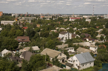 Fototapeta na wymiar Chernigov, Ukraine. August 15, 2017. Small buildings and streets. View from the top high