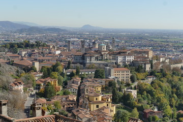 Fototapeta na wymiar Bergamo - panorama dal colle di San Vigilio
