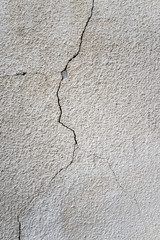 Fissure dans le mur