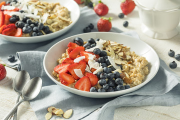 Healthy Fresh Oatmeal with Strawberries