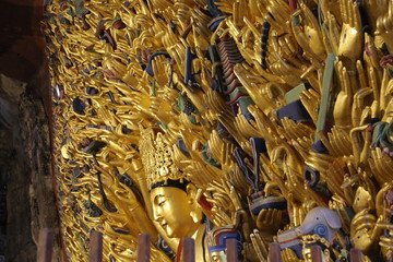 Bodhisattva, Buda de las mil manos, Esculturas Rupestres de Dazu , Monte Baoding, China