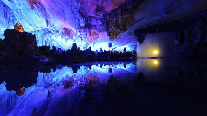 Cueva de la Flauta de Caña en Guilin, China