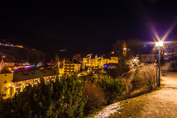 Fototapeta na wymiar night view of mountain village in alpine valley
