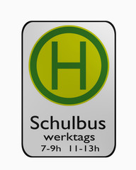 Deutsche Verkehrszeichen: Schulbushaltestelle auf weiß isoliert.