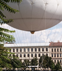 A travel balloon in town