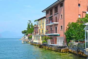 Fototapeta premium Wonderful views of lake of Garda Italy