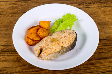 Steamed salmon