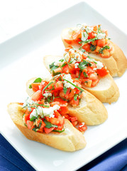 Fresh tomato bruschetta with bake