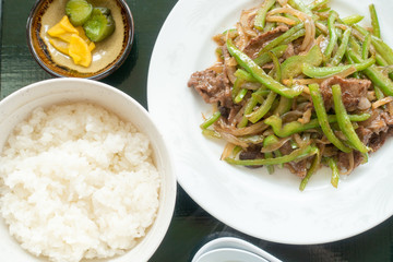青椒肉絲