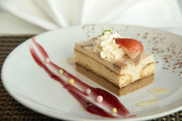  tiramisu cake with cocoa and jam