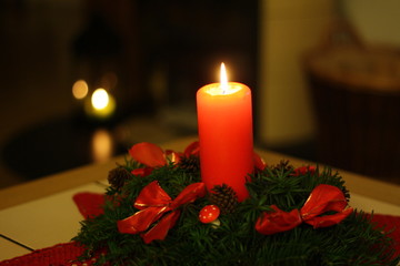 kerze, rot, tannen, eibe, gesteck, weihnachten, kerzenschein, schleifen, pilze