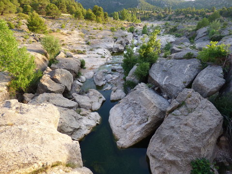 Rio Bergantes en Pozas de Aguaviva, localidad y municipio de la provincia de Teruel en la comunidad de Aragón, España