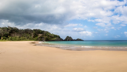Fototapeta na wymiar Panoramic view of Praia do Sancho Beach - Fernando de Noronha, Pernambuco, Brazil