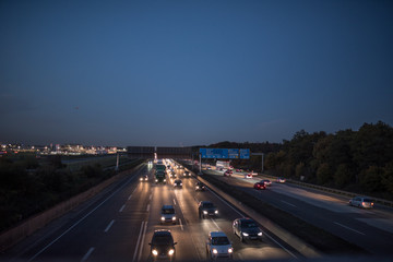 Feature, Verkehr auf der A5 am Frankfurter Kreuz