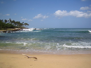 sri lanka beach. best places to live