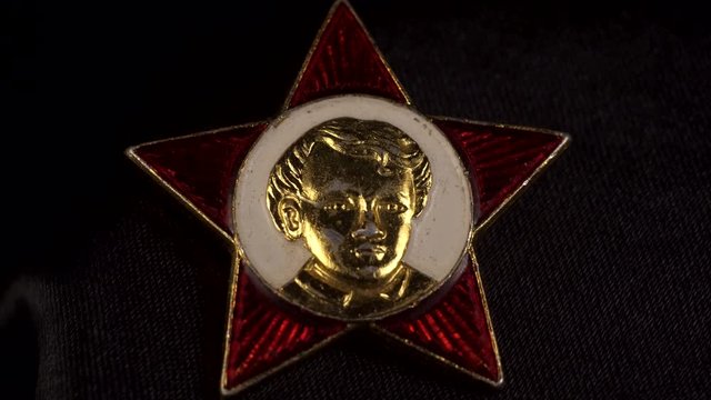 badge of the Octobrist, Soviet symbols, pioneers 4K