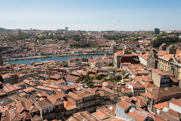 Fototapeta na wymiar Top view of the historical centre of Porto