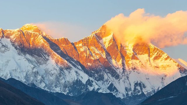 Timelapse of Golden Everest, Himalayas