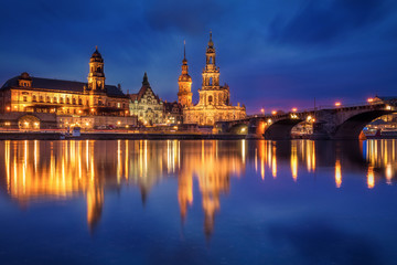 Fototapeta na wymiar Dresden after sunset