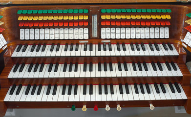 organ keyboard