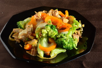 turkey with pepper and broccoli