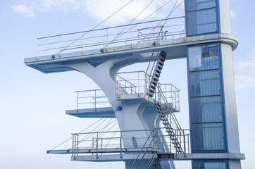 Water jump tower to several levels