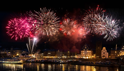 Feuerwerk Bernkastel-Kues © Comofoto