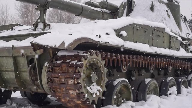 Snowfall on the tank background