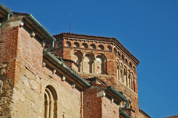 Fototapeta na wymiar Pavia, la Basilica di San Michele